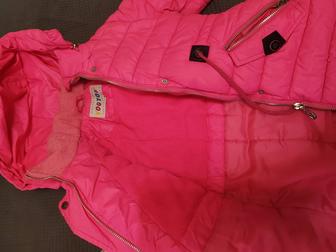 Куртки на девочку