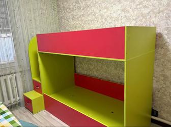 Двухъярустная детская кровать