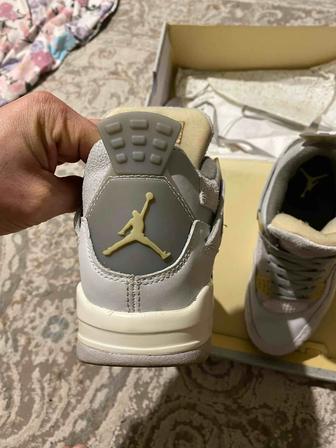 Air jordan 4 retro se