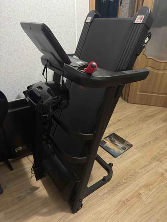 Продам электрическую беговую дорожку