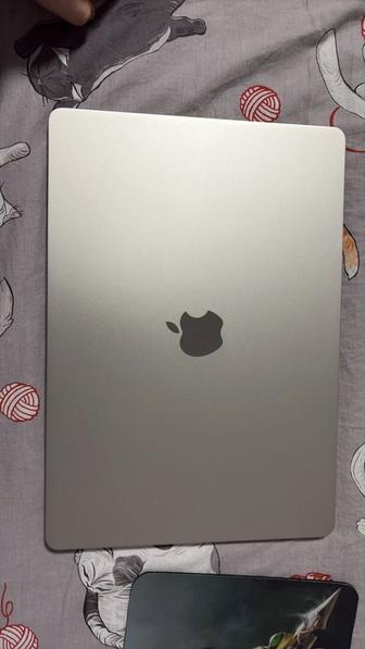 Ноутбук Apple MacBook Air 15 2025 16 Гб SSD 512 Гб M4
