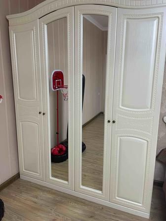 Продам шкаф