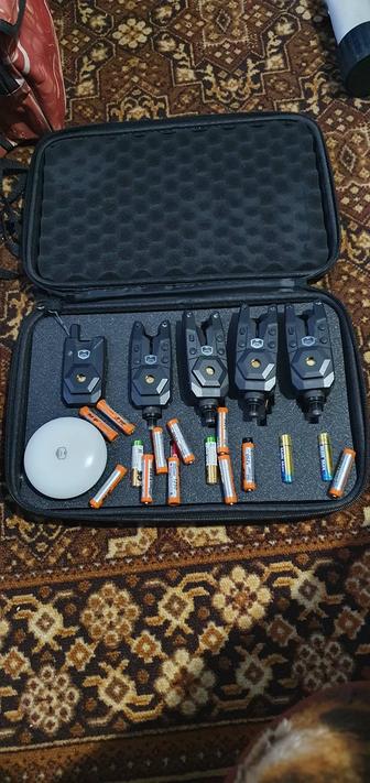 Продам сигнализатор поклевки Howell hl-158