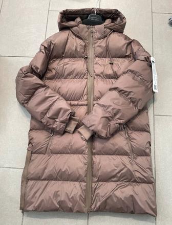 Продам новый пуховик Max Mara
