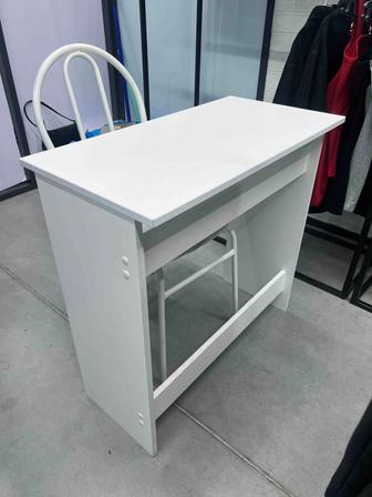 Стол и стул