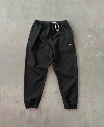 продам штаны Nike