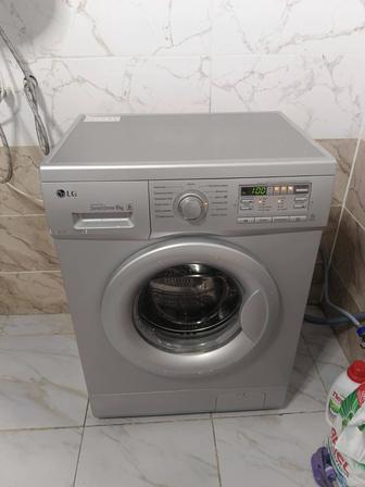 Продам стиральную машину