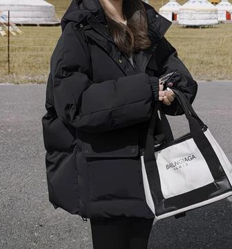 Продается зимняя куртка.