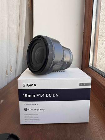 Объектив Sigma 16mm f/1.4 DC DN Contemporary Lens для FUJIFILM X