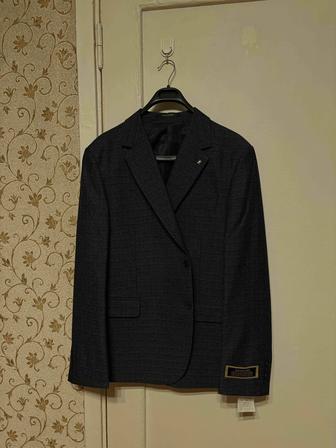 Мужской костюм