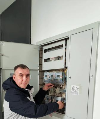 Услуги электрика. Вызов на дом.