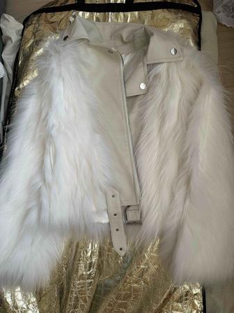 Белая шубка натуральная