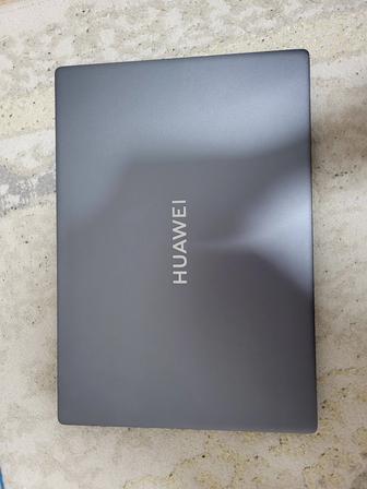 Продам ноутбук Huawei Matebook D16