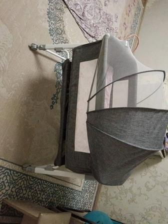 Продам манеж кровать