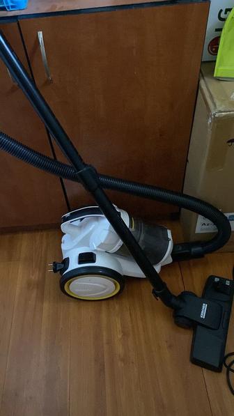 Продам пылесос