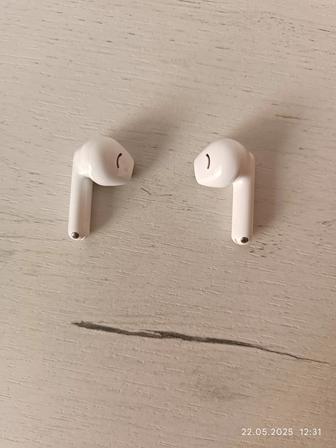 Куплю кейс на наушники Huawei