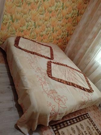 Диван кровать .телевизор.тумбочка