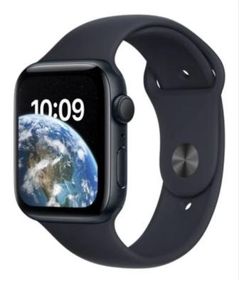 Продаются смарт-часы Apple Watch SE 2 Gen 44мм в черном цвете