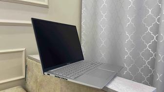 Продаю ноутбук Asus Vivobook