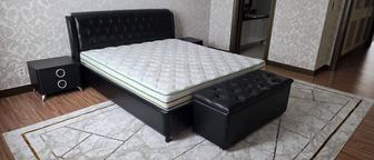 Продам 2 кровати с матрасами