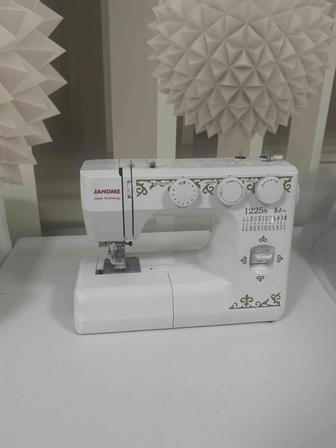 Janome 1225s оверлок
