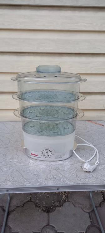 Продам пароварку Tefal