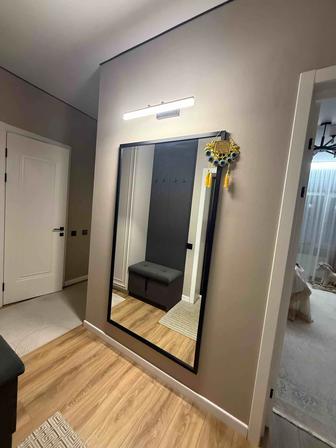 Зеркало настенное