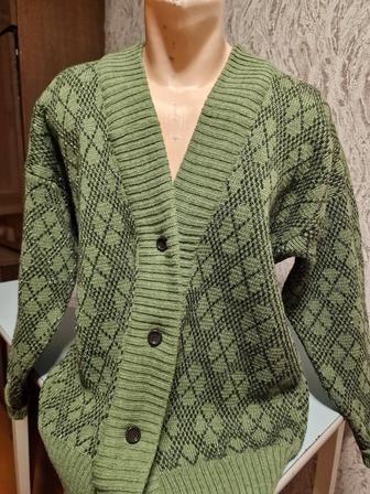 Очень теплая кофта из шерсти