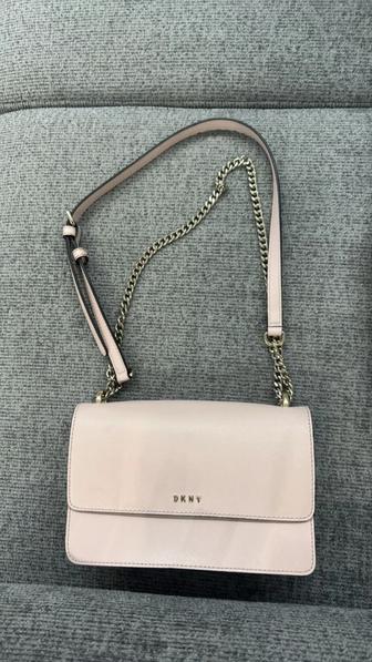 Продам сумку DKNY