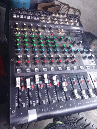 Продам микшер Yamaha