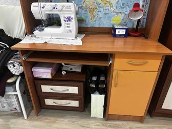 Продам компьютерный стол