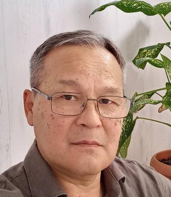 Теплоэнергетиком, инженером, завхозом, завскладом, мебельщиком, столяром.
