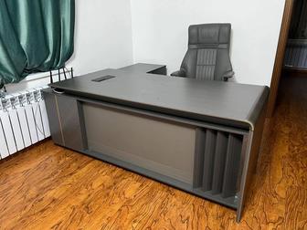 Стол руководителя