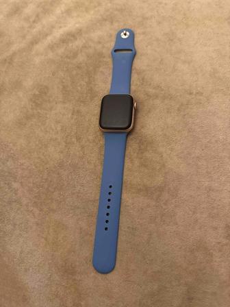 Продаются Apple Watch 4/44 RoseGold