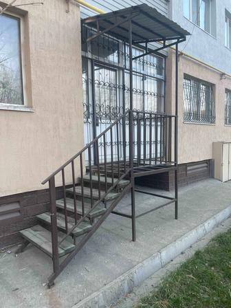 Железная лестница