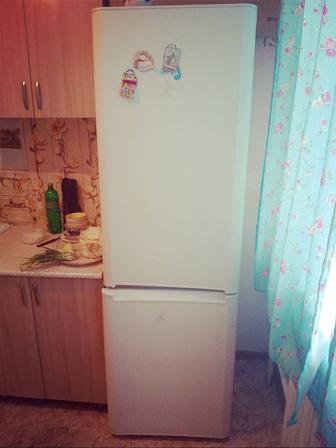 Продам холодильник