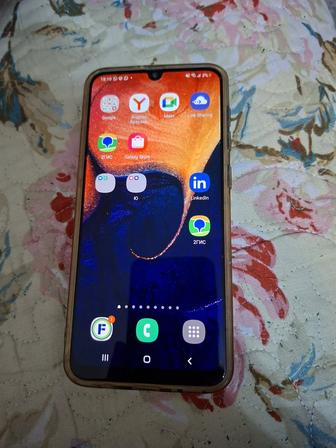 Продам самсунг А50