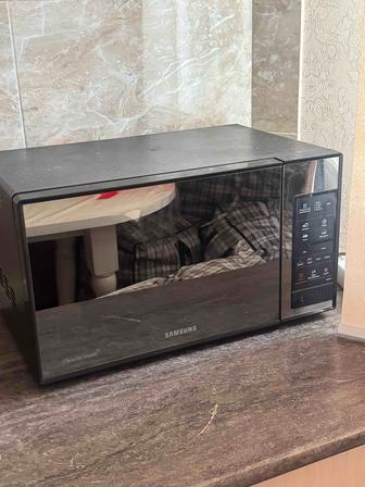 Продам микроволновую печь
