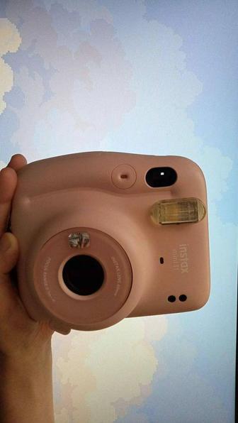 Фотоапарат Instax mini 11, б/у, в хорошем состоянии