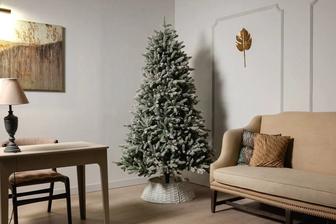 Ёлка новогодняя 2.10, 2.40