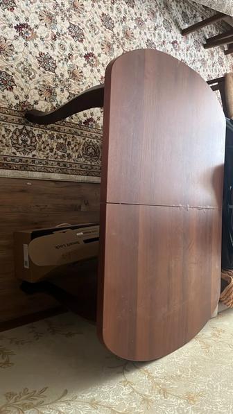 Продается стол и стулья