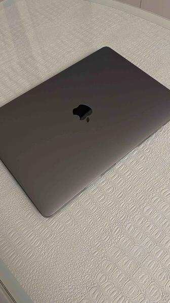 MacBook Air 13 (2020, 512 GB)