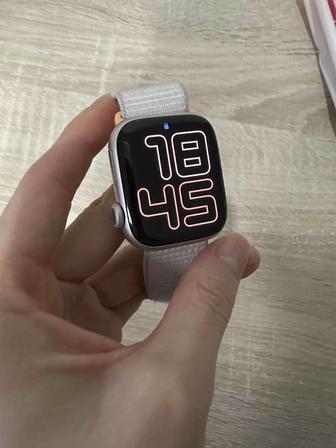 Смарт-часы Apple Watch Series 9 GPS M/L 41 мм серебристый-бежевый