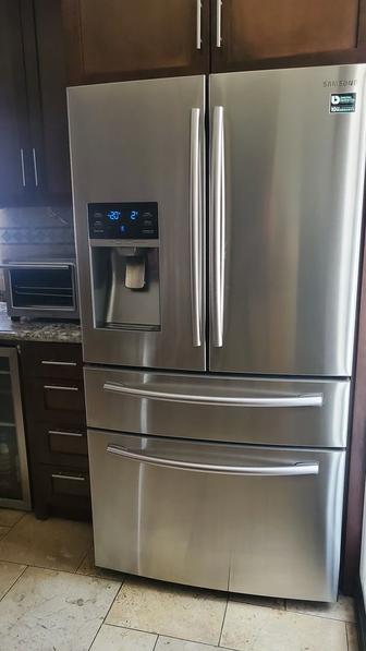 Отдам холодильник