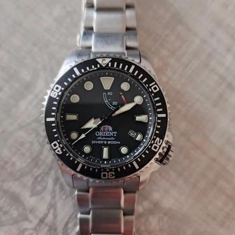 Продам часы ориент