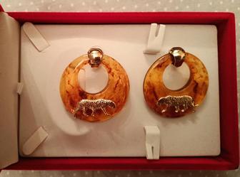 Серьги женские,под янтарь