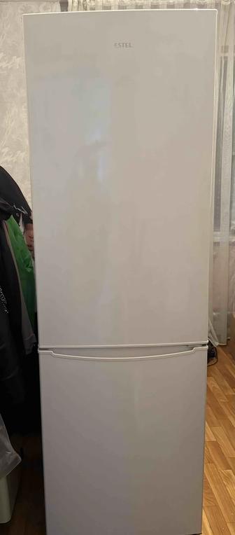 Продам рабочий холодильник