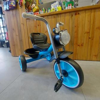 Детский трехколесный велосипед Coco Baby. Музыкальный. Фара горит.