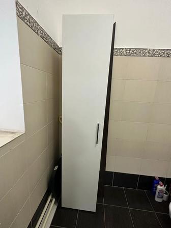 Продается шкаф для инвентаря в санузел