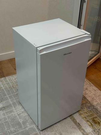 Холодильник для кофейни кухни